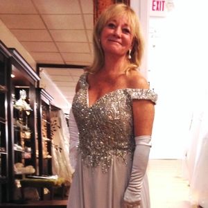 Meet your Posher, Sherry